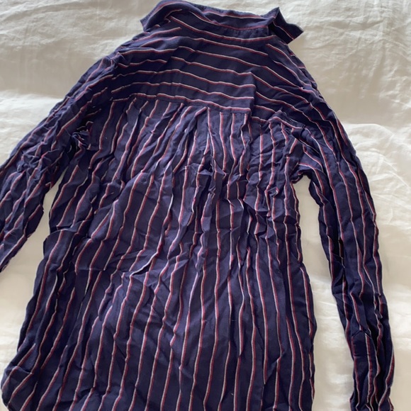 Greyson blouse - never worn - Picture 3 of 3